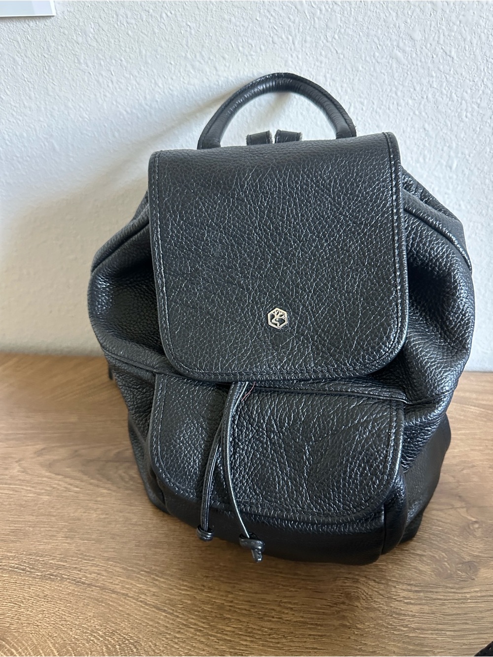 Vintage Valentina Black Genuine Leather Backpack – Made in Italy